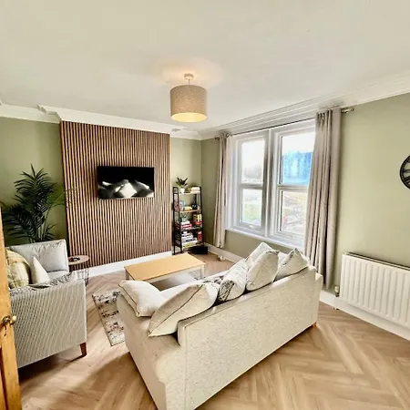 شقة Bright And Modern هاروغايت