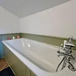 Bright And Modern Appartamento